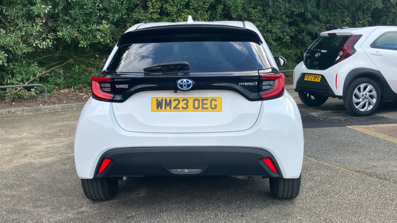 Toyota Yaris 1.5 Hybrid Design 5dr CVT Hybrid Hatchback